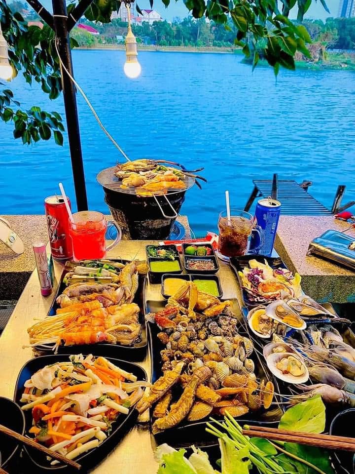 buffet lẩu nướng vũng tàu tại Naka buffet 